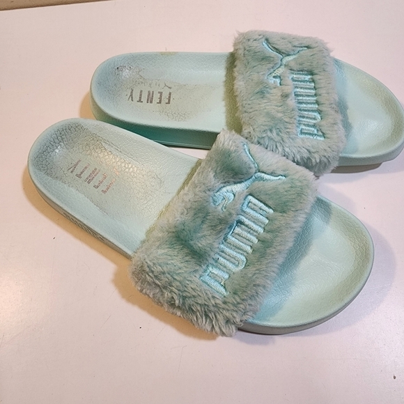 Puma x Fenty slip in fur sandals size 7 Fits 8-9 - Picture 3 of 9